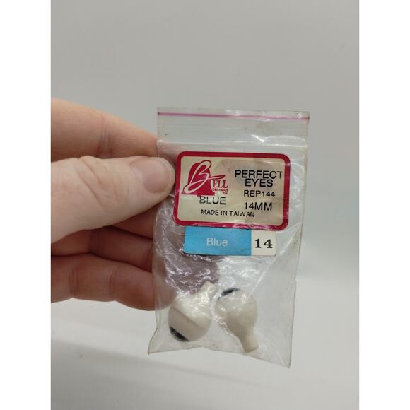 Bell Ceramics 14mm Blue Round Acrylic/Plastic Doll Eyes For Doll Making - Picture 1 of 3